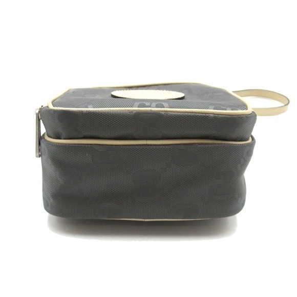 Gucci GG Nylon Off the Grid Crossbody Bag Canvas 625850 in Great Condition - Picture 4 of 14
